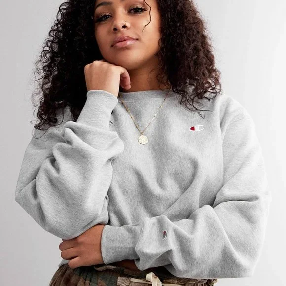 CHAMPION Reverse Weave® Crop Sweatshirt In Gfs Silver Grey - Picture 2 of 6